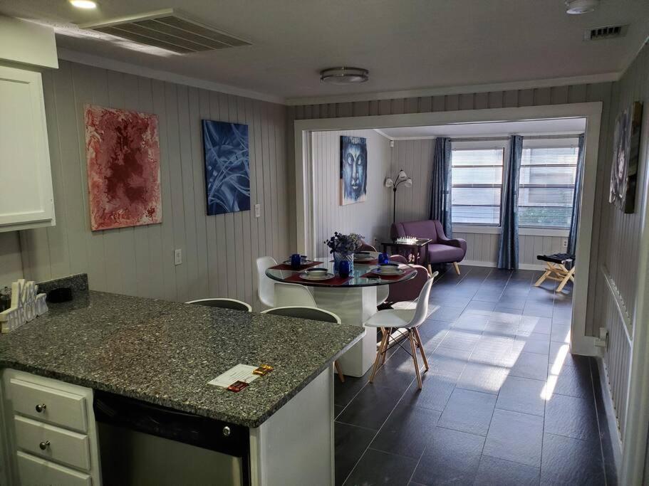 Beautiful Cottage Near Lake Louisa & Mins From Disney, Vehicle Rental Available 克莱蒙 外观 照片