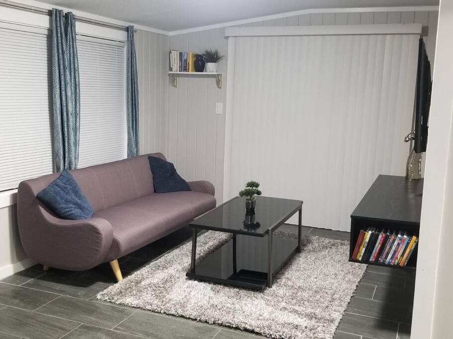 Beautiful Cottage Near Lake Louisa & Mins From Disney, Vehicle Rental Available 克莱蒙 外观 照片