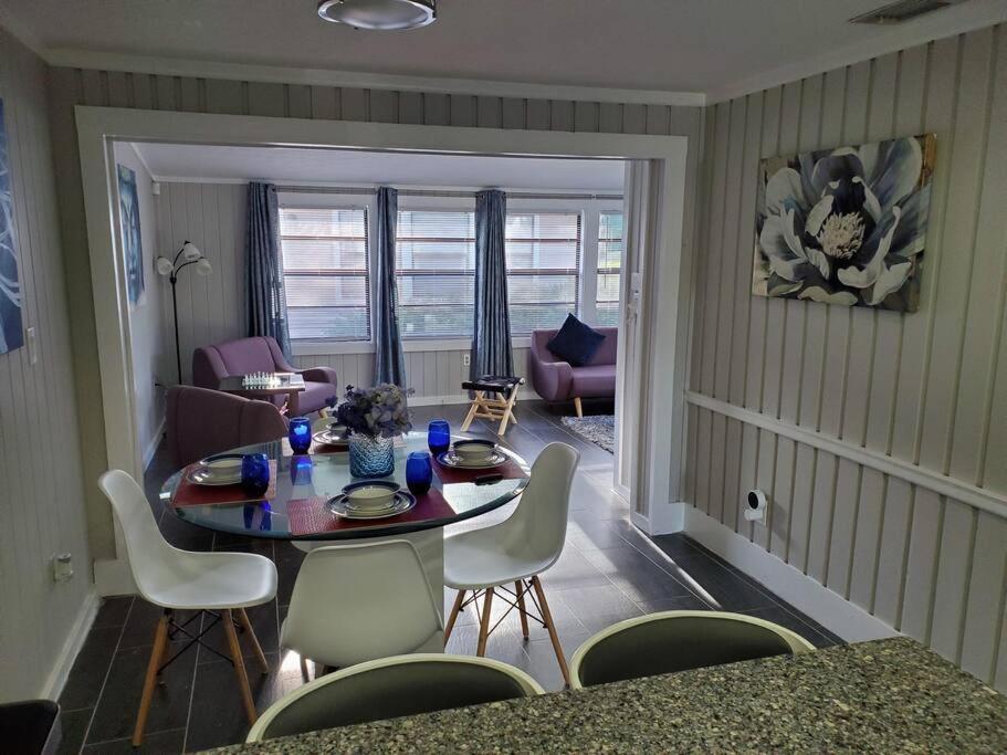Beautiful Cottage Near Lake Louisa & Mins From Disney, Vehicle Rental Available 克莱蒙 外观 照片