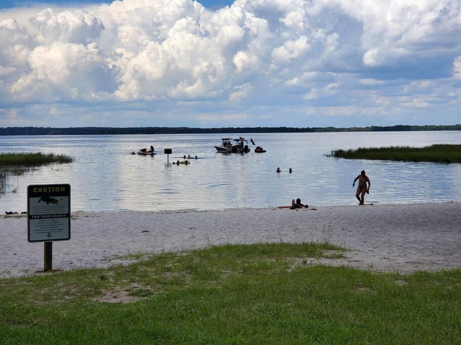 Beautiful Cottage Near Lake Louisa & Mins From Disney, Vehicle Rental Available 克莱蒙 外观 照片